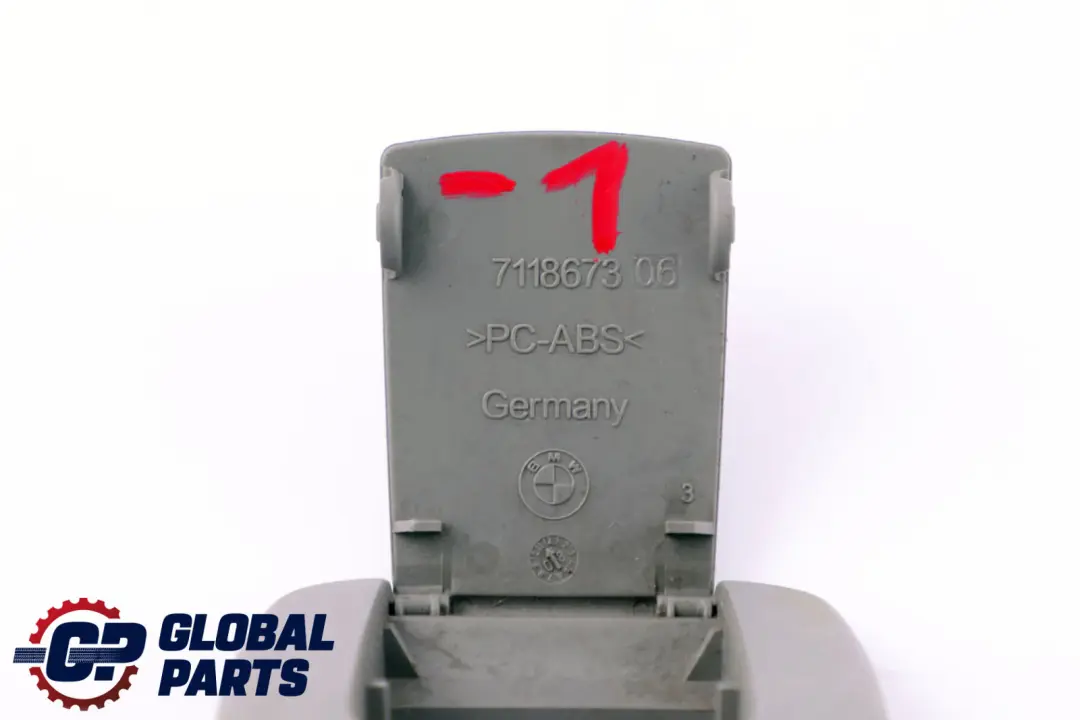 Zaślepka Osłona Isofix Szara 3451925 do BMW E81 E82 E87 o numerze 7118673 BMW E81 E82 E87 Zaślepka Osłona Isofix Szara 3451925 - SKU 7118673-1 - Numer Części 7118673