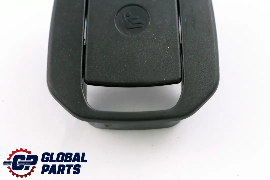 Tapa Isofix Negro para BMW E81 E82 E84 E87 E90 E91 F20 LCI con número de pieza 7118673 BMW E81 E82 E84 E87 E90 E91 F20 LCI Tapa Isofix Negro - SKU 7118673 - Número de pieza 7118673