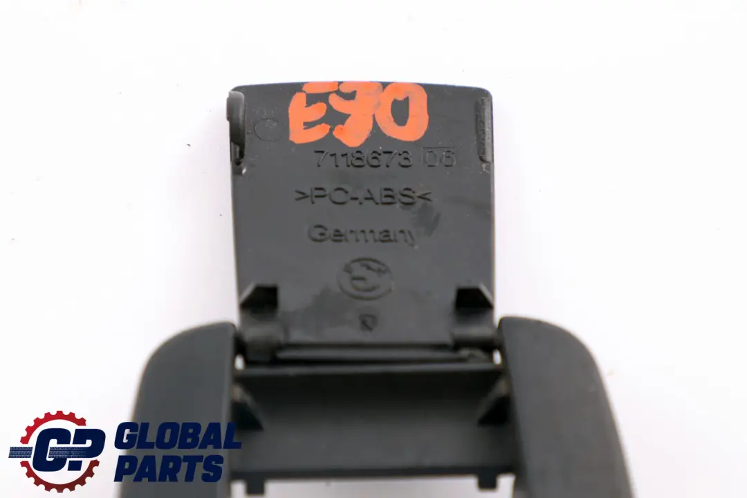 BMW 1 3 X1 er E81 E82 E84 E87 E90 E91 F20 LCI Blende Isofix Schwarz - SKU 7118673 - Teilenummer 7118673