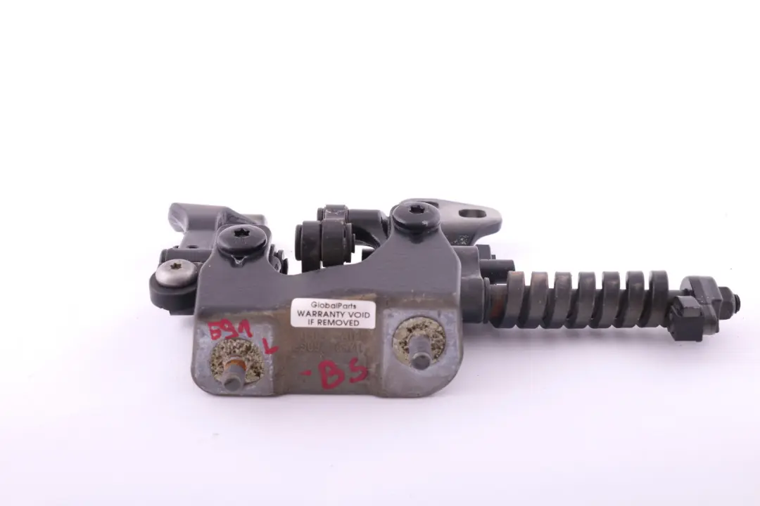 Cerniera portellone posteriore sinistro Nero Zaffiro per BMW E91 E91N LCI con numero di parte 7119041 BMW E91 E91N LCI Cerniera portellone posteriore sinistro Nero Zaffiro - SKU 7119041-BS - Numero di parte 7119041