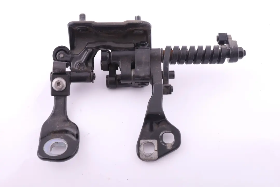 Puerta trasera izquierda Tapa del maletero Bisagra Negro Zafiro para BMW E91 E91N LCI con número de pieza 7119041 BMW E91 E91N LCI Puerta trasera izquierda Tapa del maletero Bisagra Negro Zafiro - SKU 7119041-BS - Número de pieza 7119041