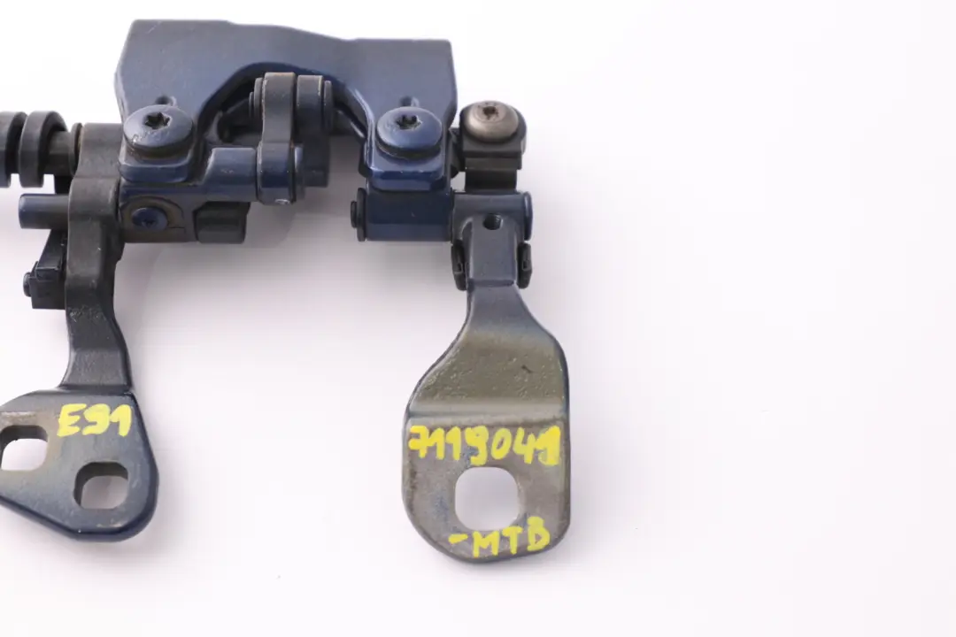 Left Trunk Lid Hinge N/S Montegoblau Montego Blue to BMW 3 Series E91 Rear with Part number 7119041 BMW 3 Series E91 Rear Left Trunk Lid Hinge N/S Montegoblau Montego Blue - SKU 7119041-MTB - Part number 7119041