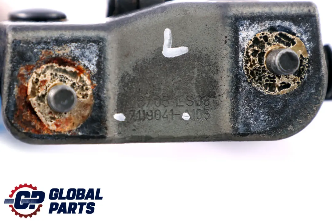 BMW E91 Boot Trunk Lid Tailgate Left Hinge Sparkling Graphite A22 - SKU 7119041-SG - Número de pieza 7119041