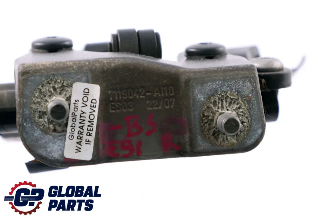 Maletero Portón Trasero Derecho Bisagra Negro Zafiro para BMW E91 LCI con número de pieza 7119042 BMW E91 LCI Maletero Portón Trasero Derecho Bisagra Negro Zafiro - SKU 7119042-BS - Número de pieza 7119042