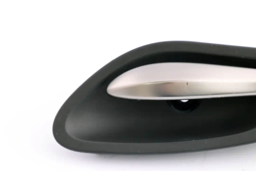 Série 6 E63 E64 Poignée de porte intérieure gauche Gris Ruthénium pour BMW à propos du numéro de pièce 7116065 BMW Série 6 E63 E64 Poignée de porte intérieure gauche Gris Ruthénium - SKU 7119061 - Numéro de pièce 7116065