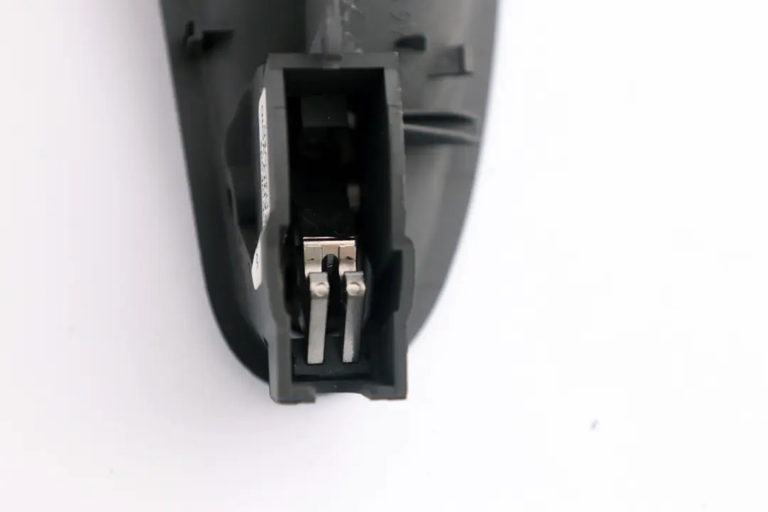BMW Série 6 E63 E64 Poignée de porte intérieure gauche Gris Ruthénium - SKU 7119061 - Numéro de pièce 7116065