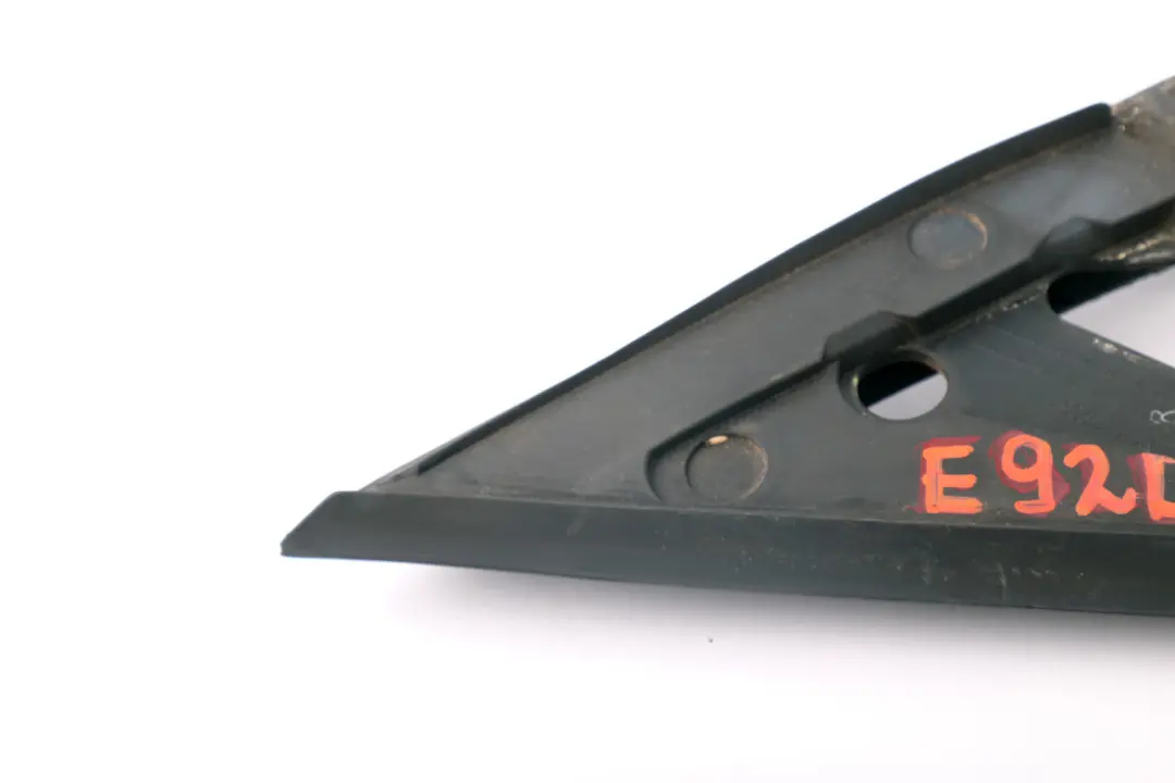 BMW 3 E92 E92N E93 E93N Guidage de Fenetre Porte avant Gauche - SKU 7119067 - Numéro de pièce 7119067