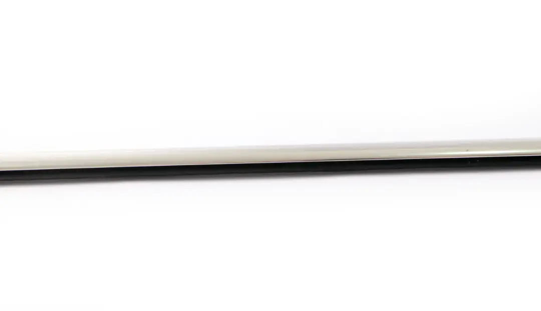 Chiusino Esterno Porta Davanti Rechtschrom per BMW E92 E93 LCI con numero di parte 7119080 BMW E92 E93 LCI Chiusino Esterno Porta Davanti Rechtschrom - SKU 7119080 - Numero di parte 7119080