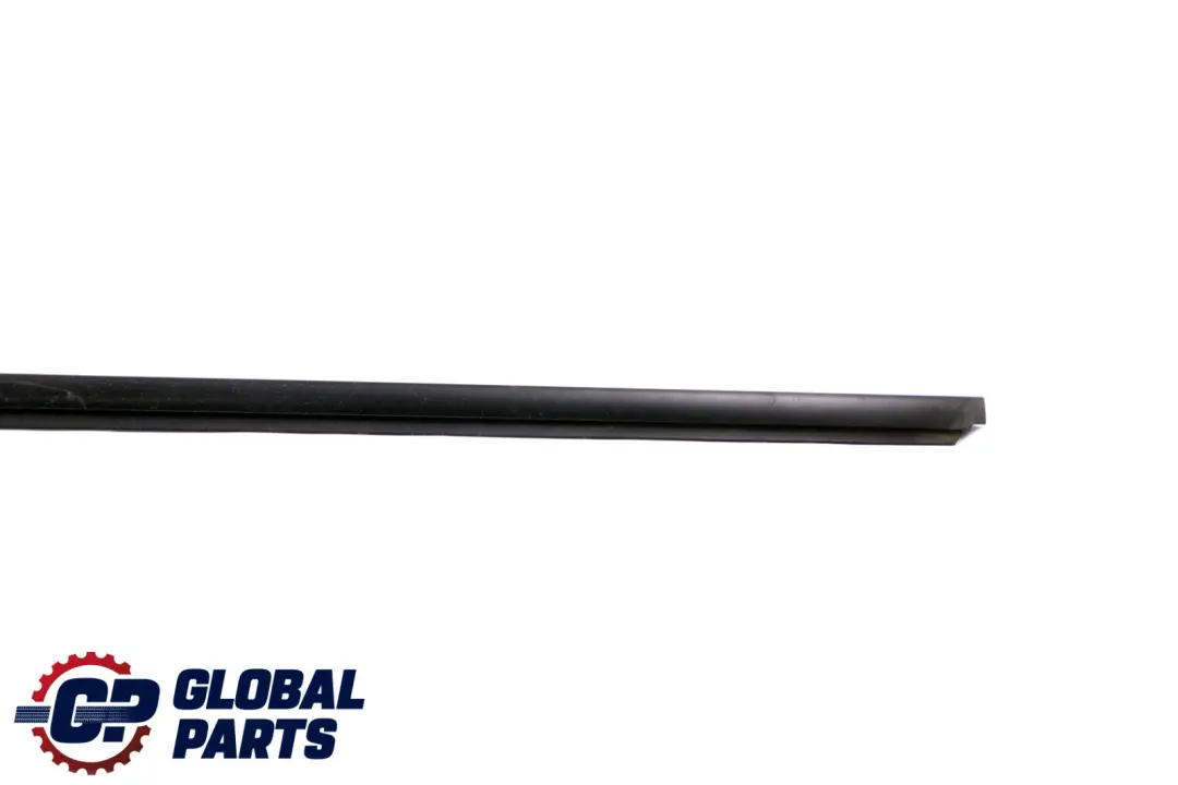 Chiusino Esterno Porta Davanti SX 5133 per BMW E92 E93 con numero di parte 7119085 BMW E92 E93 Chiusino Esterno Porta Davanti SX 5133 - SKU 7119085 - Numero di parte 7119085