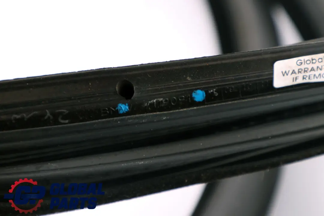 Joint d'étanchéité de Porte Avant Gauche pour BMW E92 à propos du numéro de pièce 7119091 BMW E92 Joint d'étanchéité de Porte Avant Gauche - SKU 7119091 - Numéro de pièce 7119091