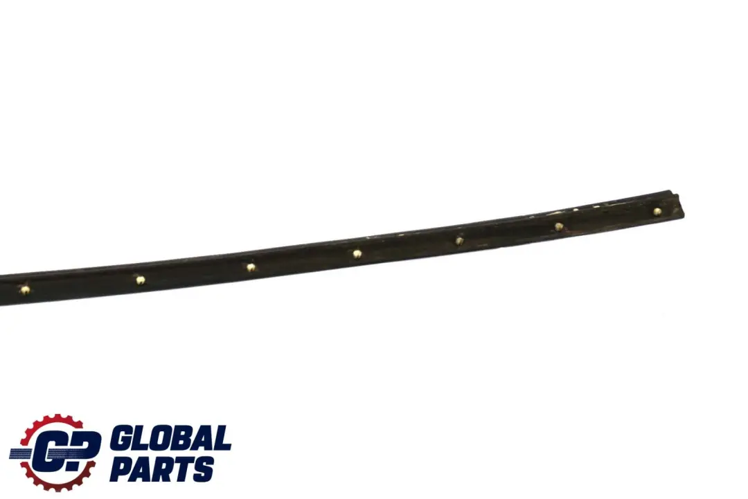 E93N Joint d'etancheite avant gauche pour BMW E92 E92N E93 à propos du numéro de pièce 7119093 BMW E92 E92N E93 E93N Joint d'etancheite avant gauche - SKU 7119093 - Numéro de pièce 7119093