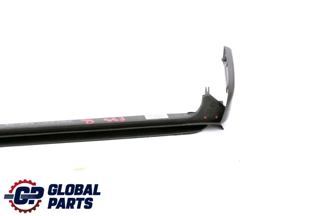 BMW E93 Uszczelka kanału okna tył prawy - SKU 7119096 - Numer Części 7119096