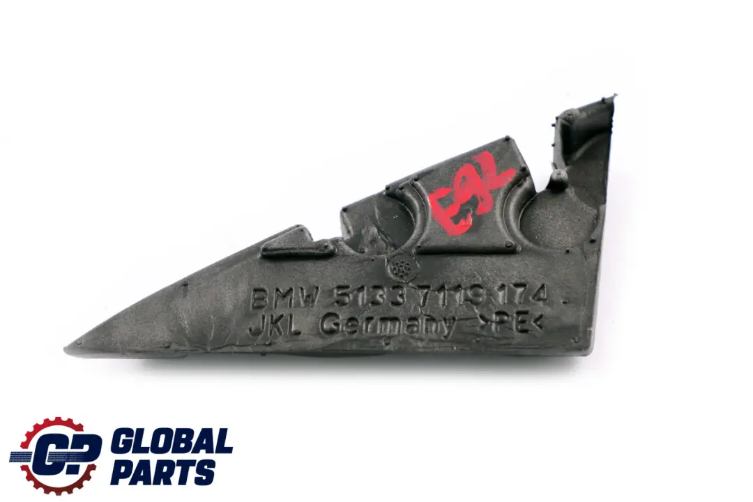 BMW E92 E93 LCI Joint d'etancheite triangle de retroviseur droit Noir - SKU 7119174 - Numéro de pièce 7119174