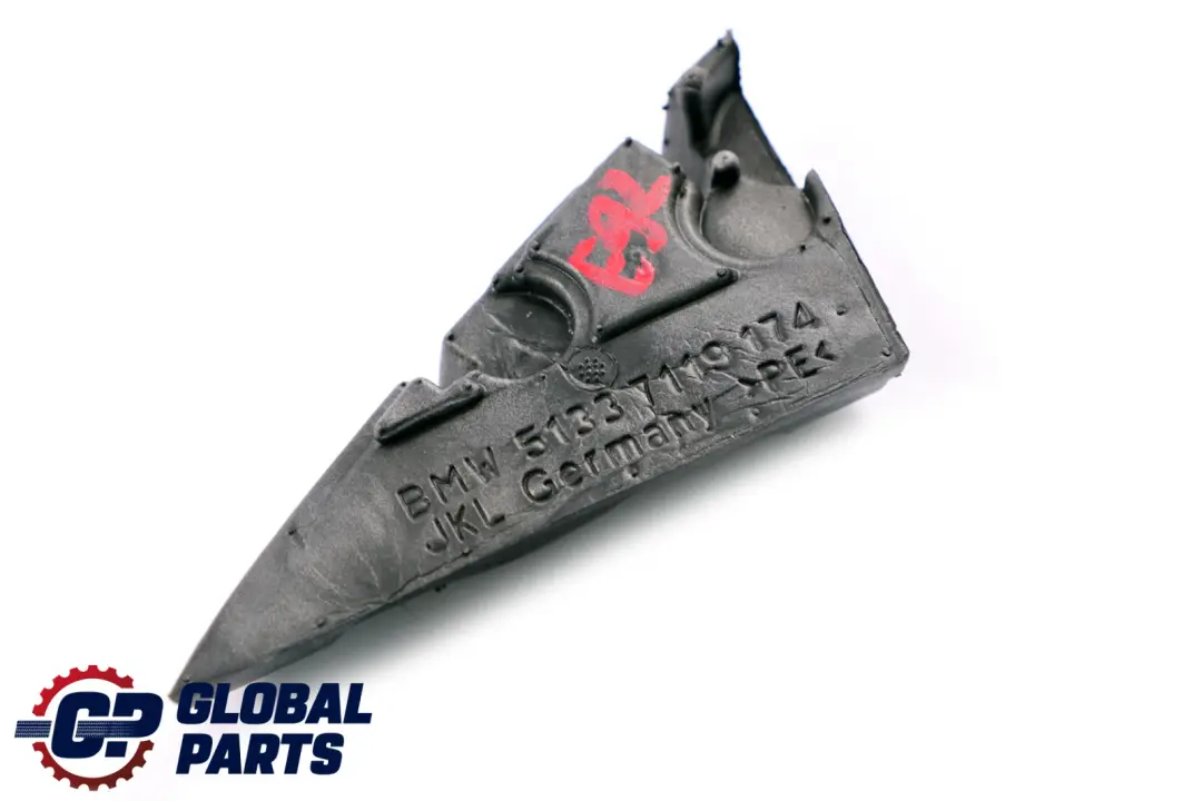 BMW E92 E93 LCI Joint d'etancheite triangle de retroviseur droit Noir - SKU 7119174 - Numéro de pièce 7119174