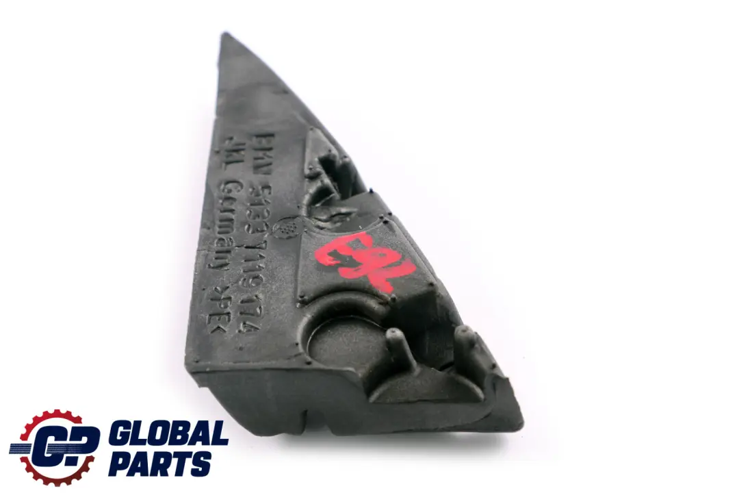 BMW E92 E93 LCI Joint d'etancheite triangle de retroviseur droit Noir - SKU 7119174 - Numéro de pièce 7119174