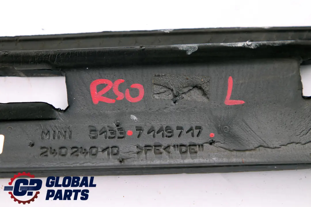 Isolamento Schiuma Montante Parte Stampata Sinistra per Mini Cooper R50 R53 con numero di parte 7119717 Mini Cooper R50 R53 Isolamento Schiuma Montante Parte Stampata Sinistra - SKU 7119717 - Numero di parte 7119717