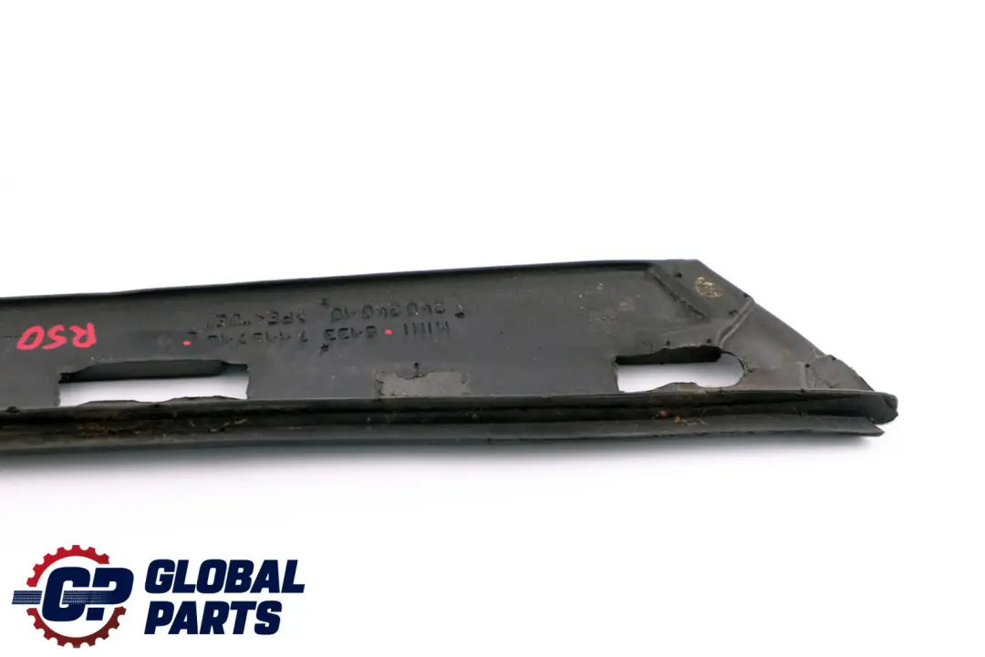 A-Pillar Foam Insulation Molded Part Right O/S to Mini Cooper R50 R53 with Part number 7119718 Mini Cooper R50 R53 A-Pillar Foam Insulation Molded Part Right O/S - SKU 7119718 - Part number 7119718