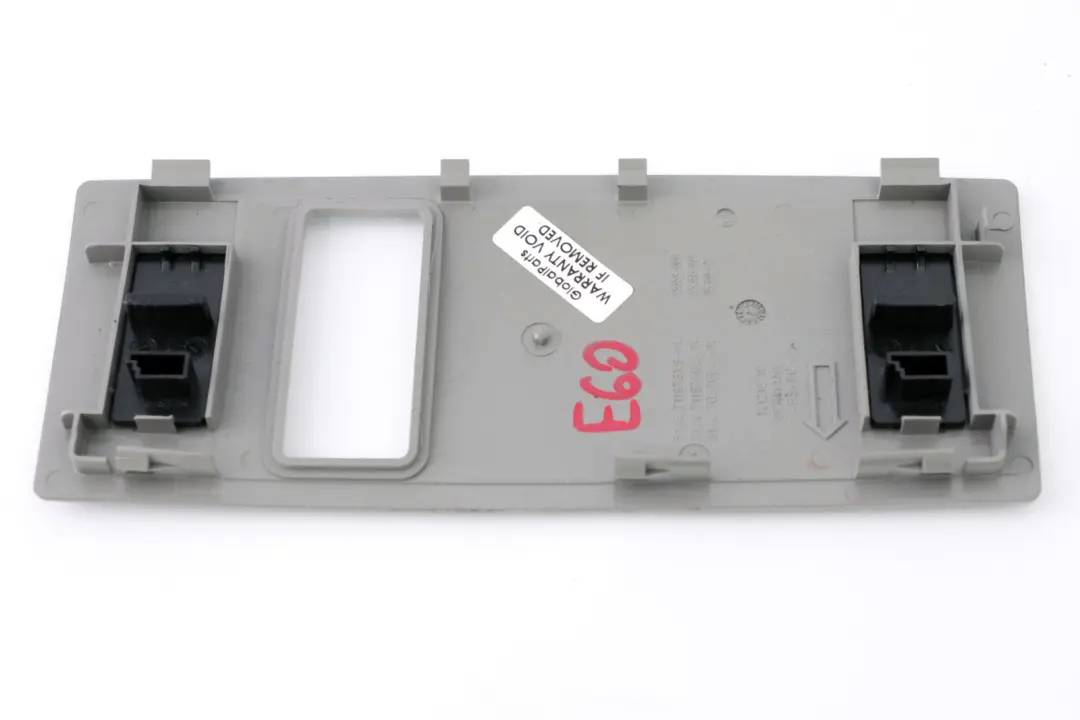 Blende Himmel vorne HIMMELGRAU GRAU für BMW 5 er E60 E61 mit Teilenummer 7119781 BMW 5 er E60 E61 Blende Himmel vorne HIMMELGRAU GRAU - SKU 7119781-1 - Teilenummer 7119781