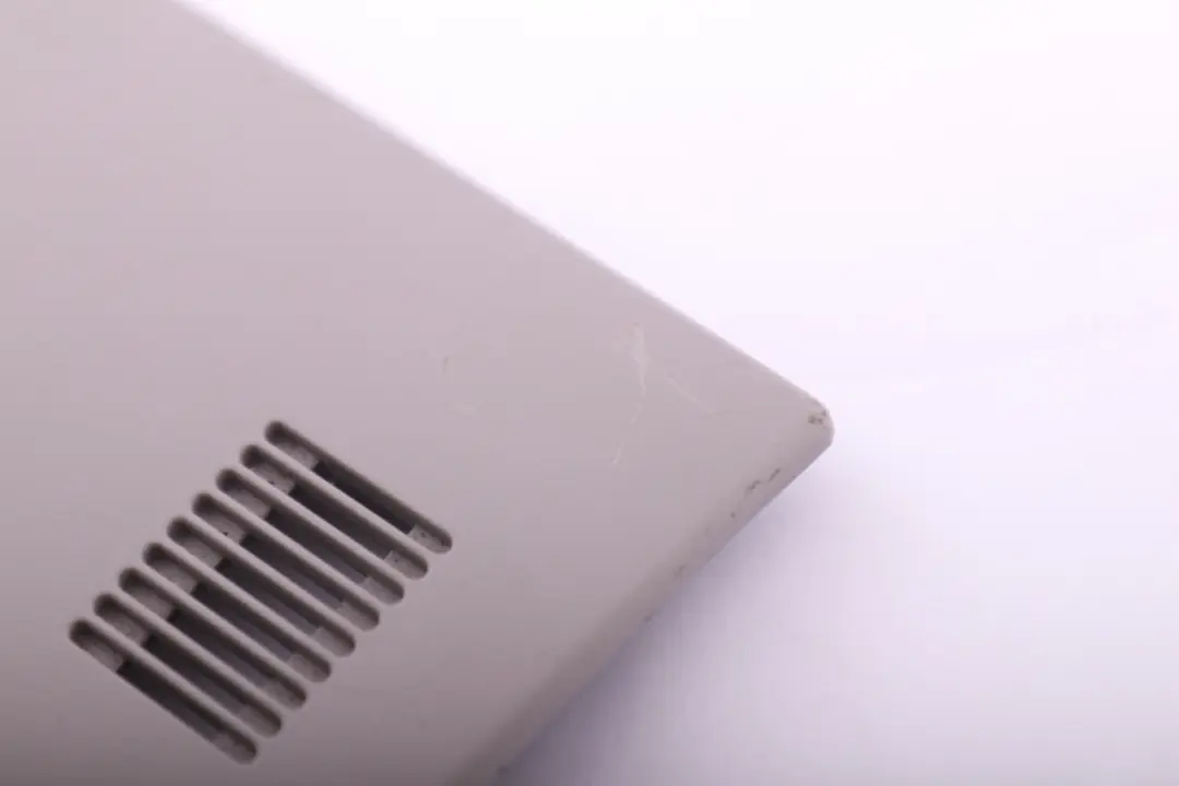 BMW 5er E60 E61 Notruf SOS Panik Dachabdeckung 7124011 - SKU 7119781 - Teilenummer 7119781