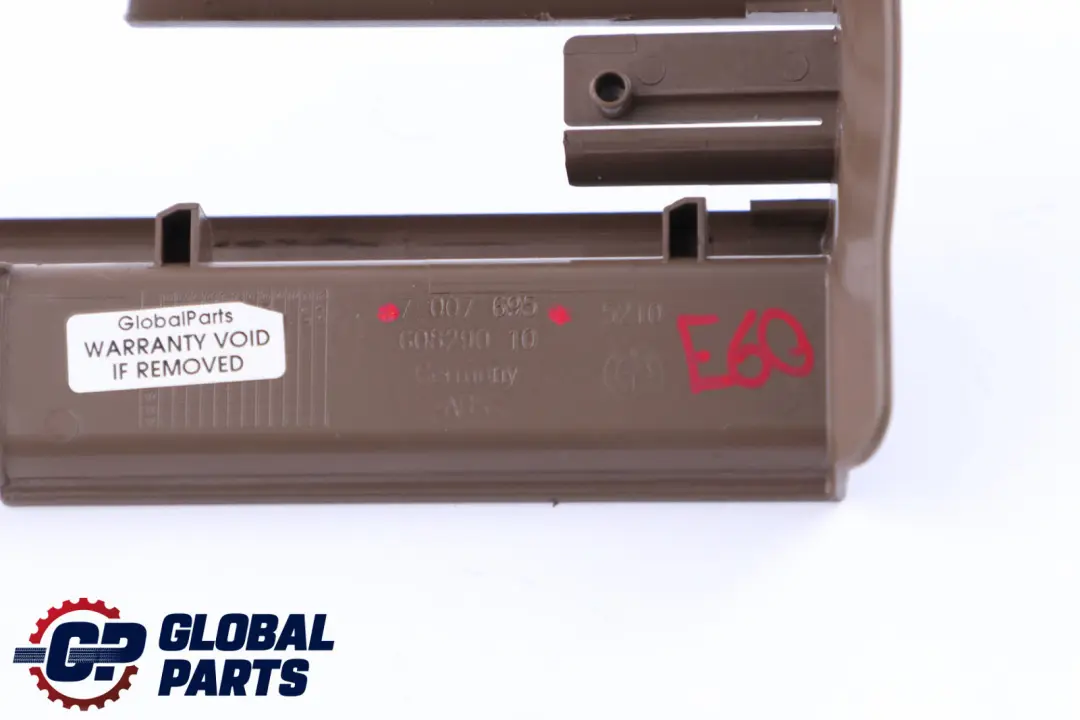 Coperchio della guida sedile anteriore sinistro esterno Trüffelbraun per BMW E60 E61 con numero di parte 7119837 BMW E60 E61 Coperchio della guida sedile anteriore sinistro esterno Trüffelbraun - SKU 7119837 - Numero di parte 7119837