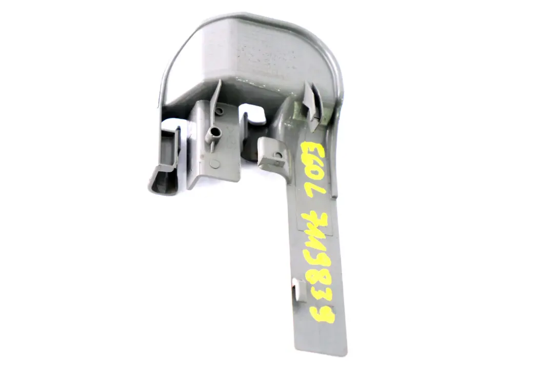 Tapa Interior Delantera Izquierda Gris para BMW E60 E61 LCI con número de pieza 7007699 BMW E60 E61 LCI Tapa Interior Delantera Izquierda Gris - SKU 7119839-1 - Número de pieza 7007699