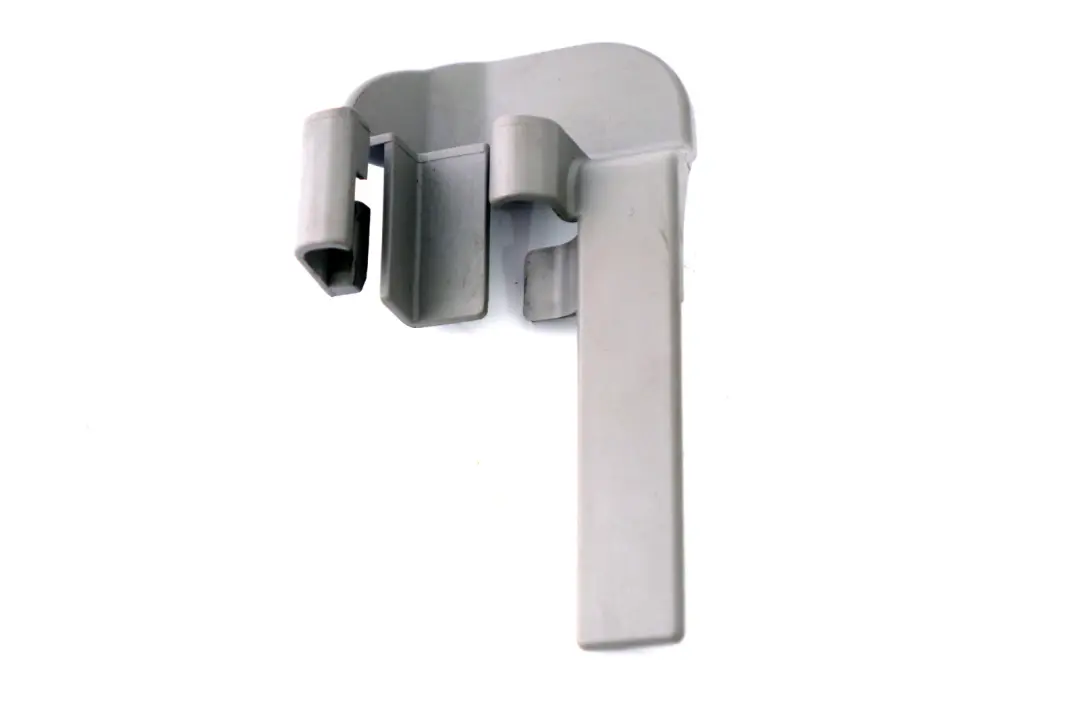 Coperchio Interno Anteriore Destro Grigio per BMW E60 E61 LCI con numero di parte 7007700 BMW E60 E61 LCI Coperchio Interno Anteriore Destro Grigio - SKU 7119840 - Numero di parte 7007700