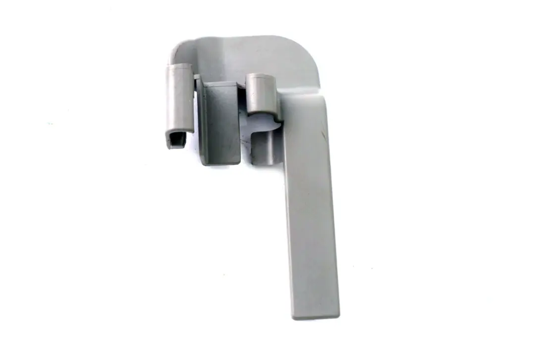 Coperchio Interno Anteriore Destro Grigio per BMW E60 E61 LCI con numero di parte 7007700 BMW E60 E61 LCI Coperchio Interno Anteriore Destro Grigio - SKU 7119840 - Numero di parte 7007700