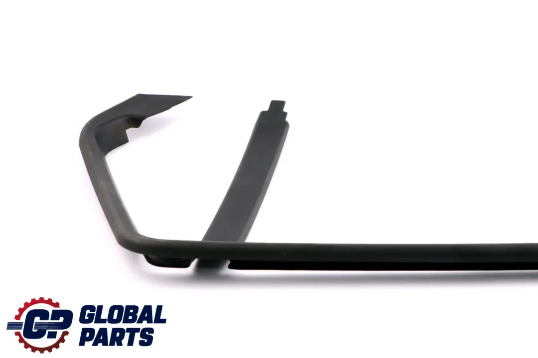 Couvercle Fenêtre Cadre Porte Arrière Droite pour BMW E91 à propos du numéro de pièce 7119950 BMW E91 Couvercle Fenêtre Cadre Porte Arrière Droite - SKU 7119946 - Numéro de pièce 7119950