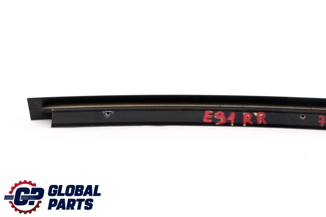 BMW E91 Fenster Führungsnetz Abdeckung Rechts Hinten Schwarz Matt - SKU 7119968 - Teilenummer 7119968