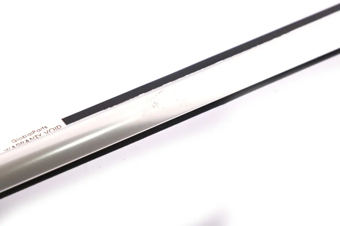 Joint D'Étanchéité Extérieur Porte Avant Droite Chromé pour BMW E90 E91 à propos du numéro de pièce 7119982 BMW E90 E91 Joint D'Étanchéité Extérieur Porte Avant Droite Chromé - SKU 7119982 - Numéro de pièce 7119982