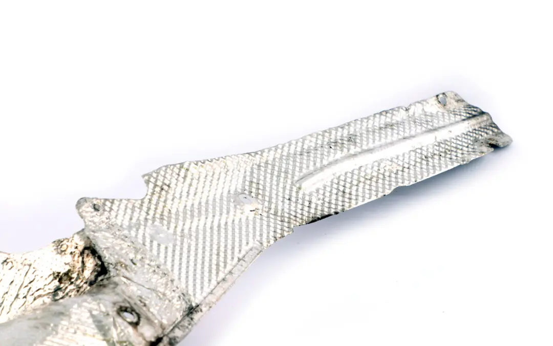 Izolacja termiczna silnika prawa do BMW 7 E65 E66 o numerze 7119988 BMW 7 E65 E66 Izolacja termiczna silnika prawa - SKU 7119988 - Numer Części 7119988