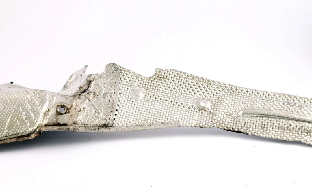 Izolacja termiczna silnika prawa do BMW 7 E65 E66 o numerze 7119988 BMW 7 E65 E66 Izolacja termiczna silnika prawa - SKU 7119988 - Numer Części 7119988