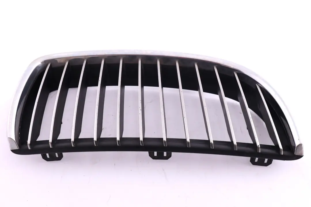 BMW E90 E91 parachoques delantero parrilla cromada marco derecho - SKU 7120010 - Número de pieza 7120010