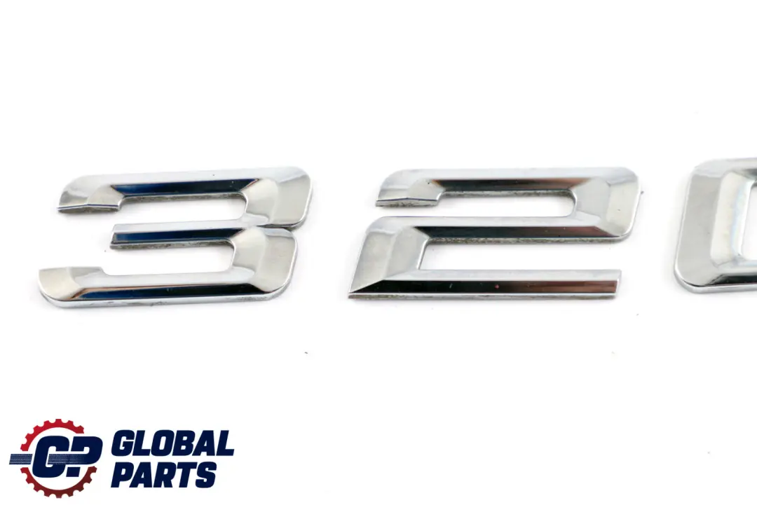 BMW E91 LCI Coperchio del bagagliaio posteriore Emblema aderente 320d Lettering - SKU 7120251 - Numero di parte 7120251