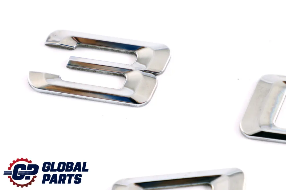 Heckklappe Kofferraumdeckel aufgeklebtes Emblem Abzeichen 320d für BMW E91 LCI mit Teilenummer 7120251 BMW E91 LCI Heckklappe Kofferraumdeckel aufgeklebtes Emblem Abzeichen 320d - SKU 7120251 - Teilenummer 7120251