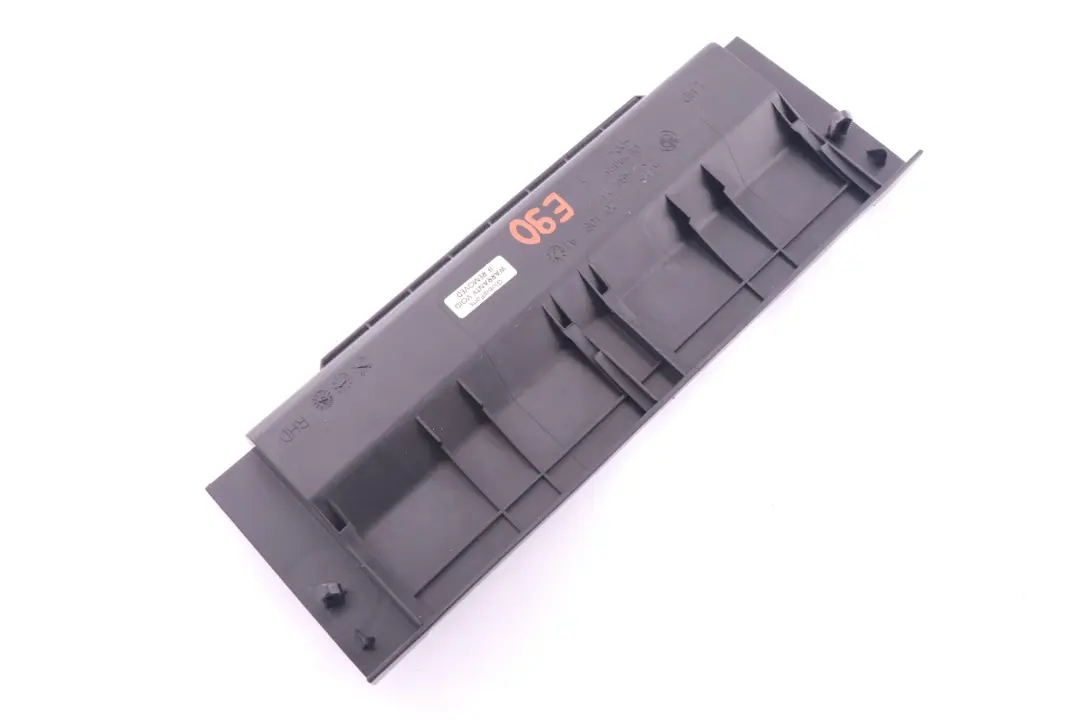BMW E90 E91 E92 E93 Sicherungs Halterung Handschuh Fach Abdeckung - SKU 7120408 - Teilenummer 51167120408