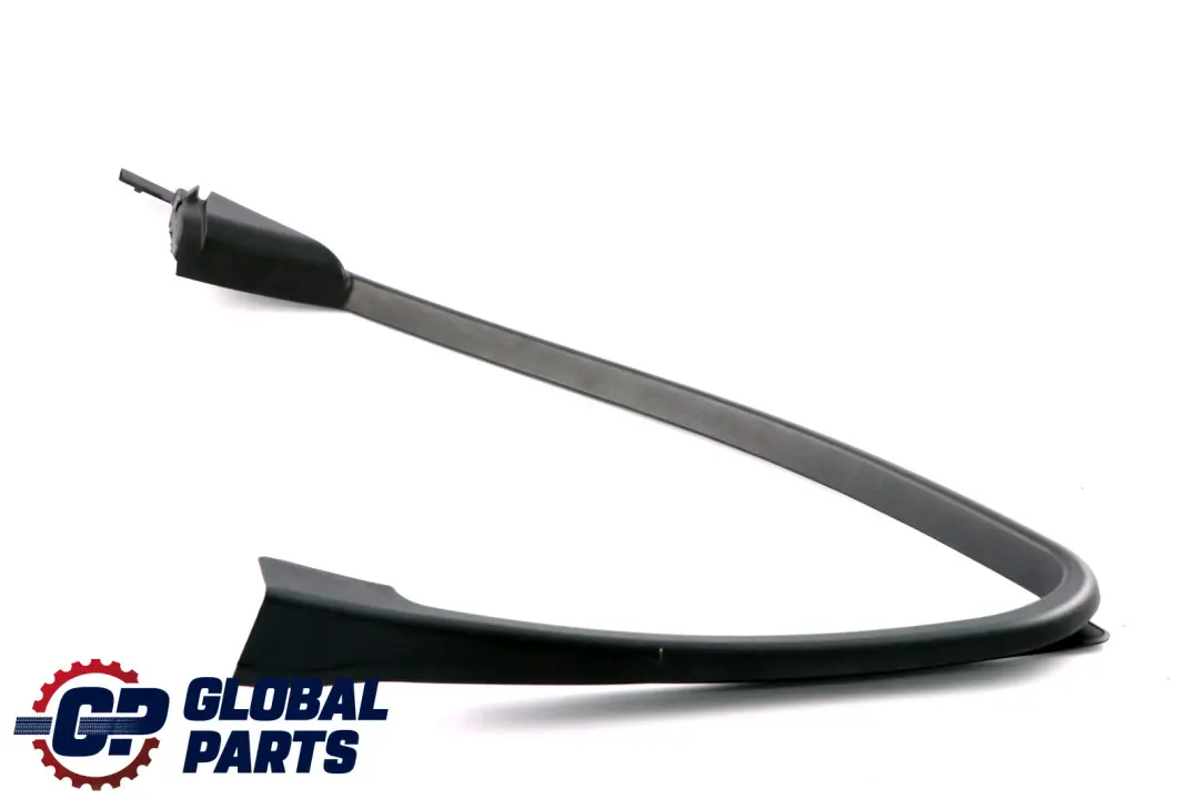 BMW E90 E91 Osłona Ramy Szyby Drzwi Prawy Przód - SKU 7120656 - Numer Części 7060206