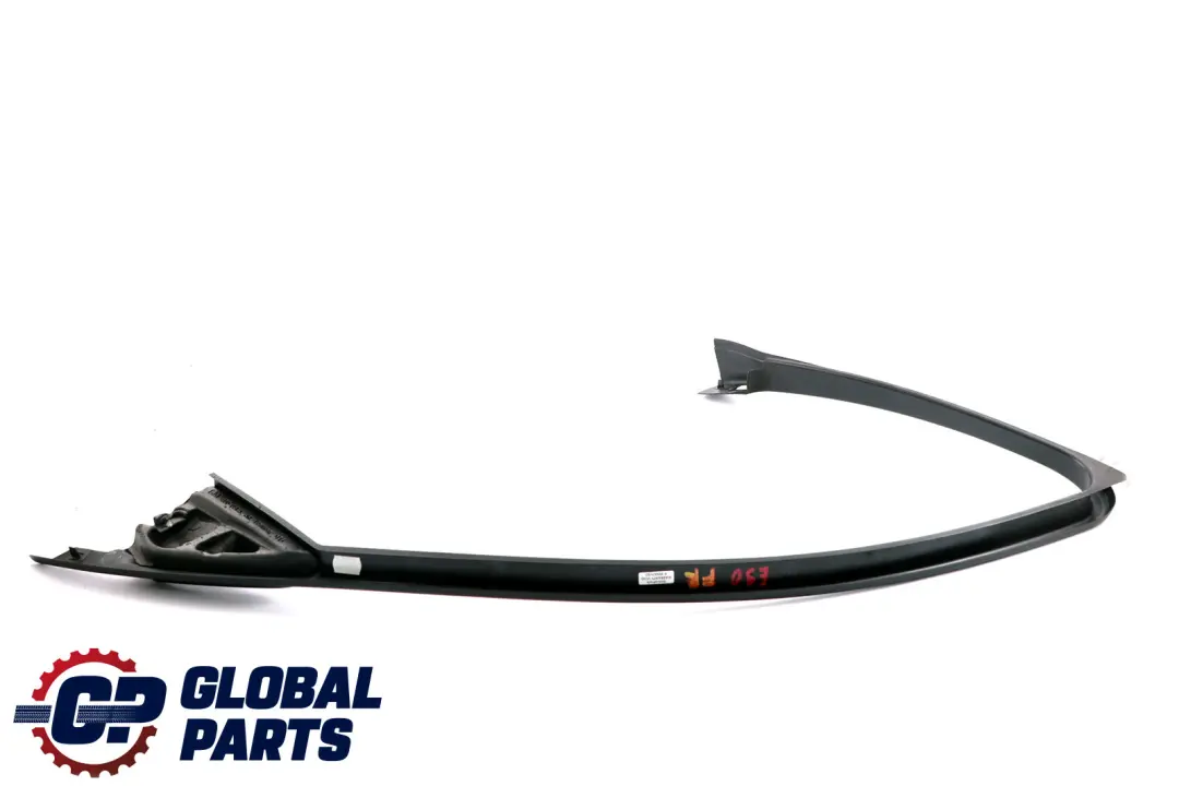 BMW E90 E91 Osłona Ramy Szyby Drzwi Prawy Przód - SKU 7120656 - Numer Części 7060206