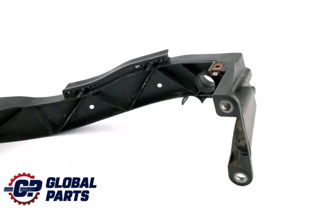 Faro Delantero Izquierdo Soporte De Montaje para BMW E81 E82 E87 con número de pieza 7120823 BMW E81 E82 E87 Faro Delantero Izquierdo Soporte De Montaje - SKU 7120823 - Número de pieza 7120823