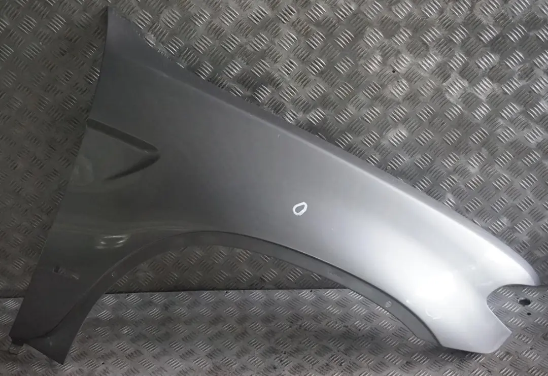 Side Panel Wing Fender Front Right O/S Sterlinggrau Grey Metallic - 472 to BMW X5 E53 with Part number 7121008 BMW X5 E53 Side Panel Wing Fender Front Right O/S Sterlinggrau Grey Metallic - 472 - SKU 7121008-STG - Part number 7121008