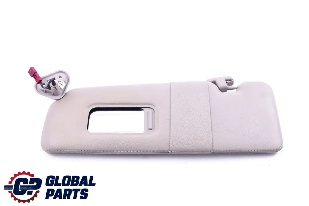 Sonnenblende Make-Up-Leuchte Links Himmelgrau für BMW 6 er E63 mit Teilenummer 7121011 BMW 6 er E63 Sonnenblende Make-Up-Leuchte Links Himmelgrau - SKU 7121011 - Teilenummer 7121011