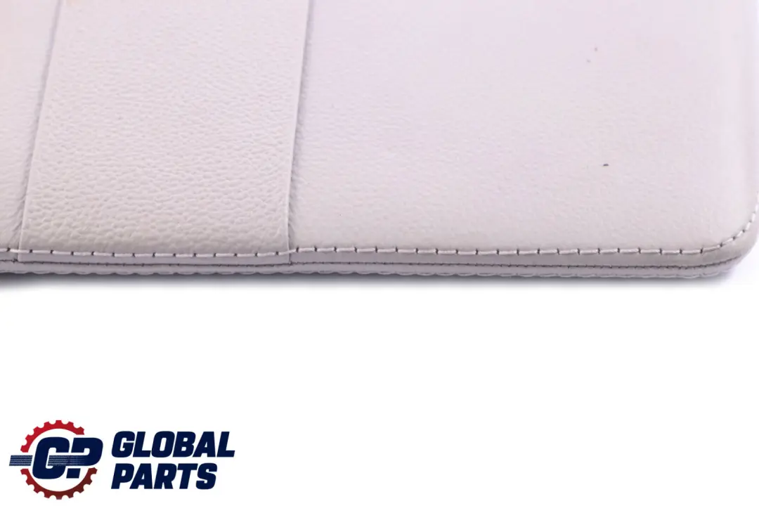 Sonnenblende Make-Up-Leuchte Links Himmelgrau für BMW 6 er E63 mit Teilenummer 7121011 BMW 6 er E63 Sonnenblende Make-Up-Leuchte Links Himmelgrau - SKU 7121011 - Teilenummer 7121011