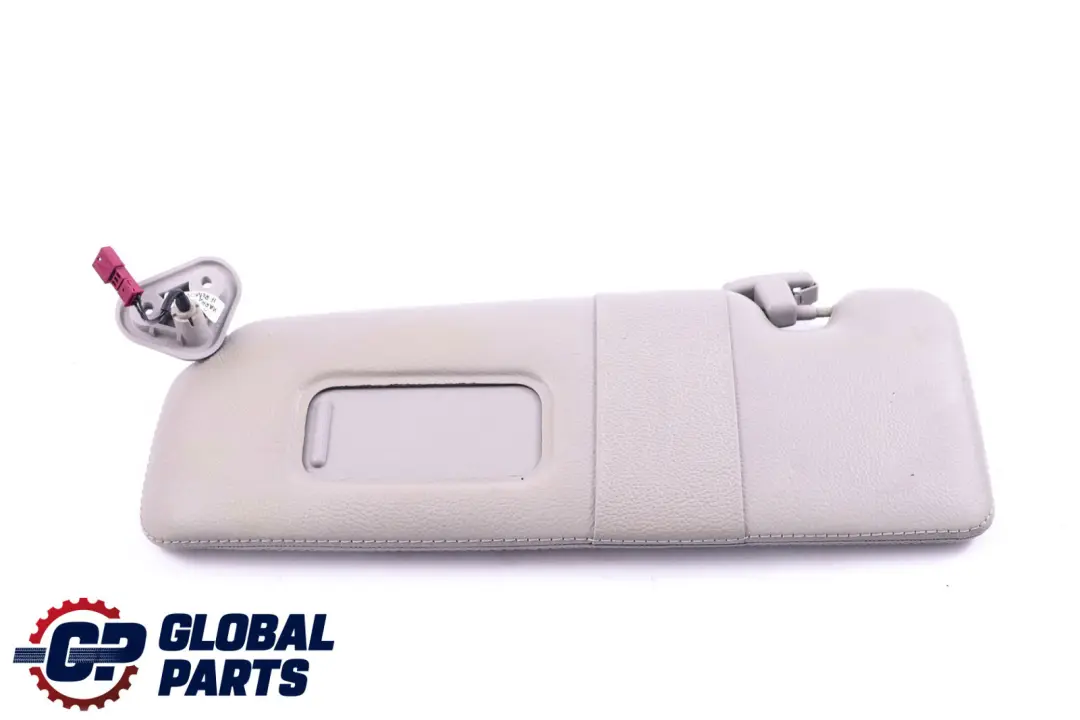 Sonnenblende Make-Up-Leuchte Links Himmelgrau für BMW 6 er E63 mit Teilenummer 7121011 BMW 6 er E63 Sonnenblende Make-Up-Leuchte Links Himmelgrau - SKU 7121011 - Teilenummer 7121011