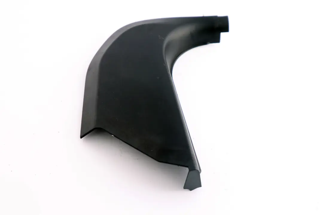 Lateral Trim Panel Front Left Leg Room N/S to BMW 1 Series E81 E82 E87 with Part number 7121041 BMW 1 Series E81 E82 E87 Lateral Trim Panel Front Left Leg Room N/S - SKU rhd-7121041 - Part number 7121041
