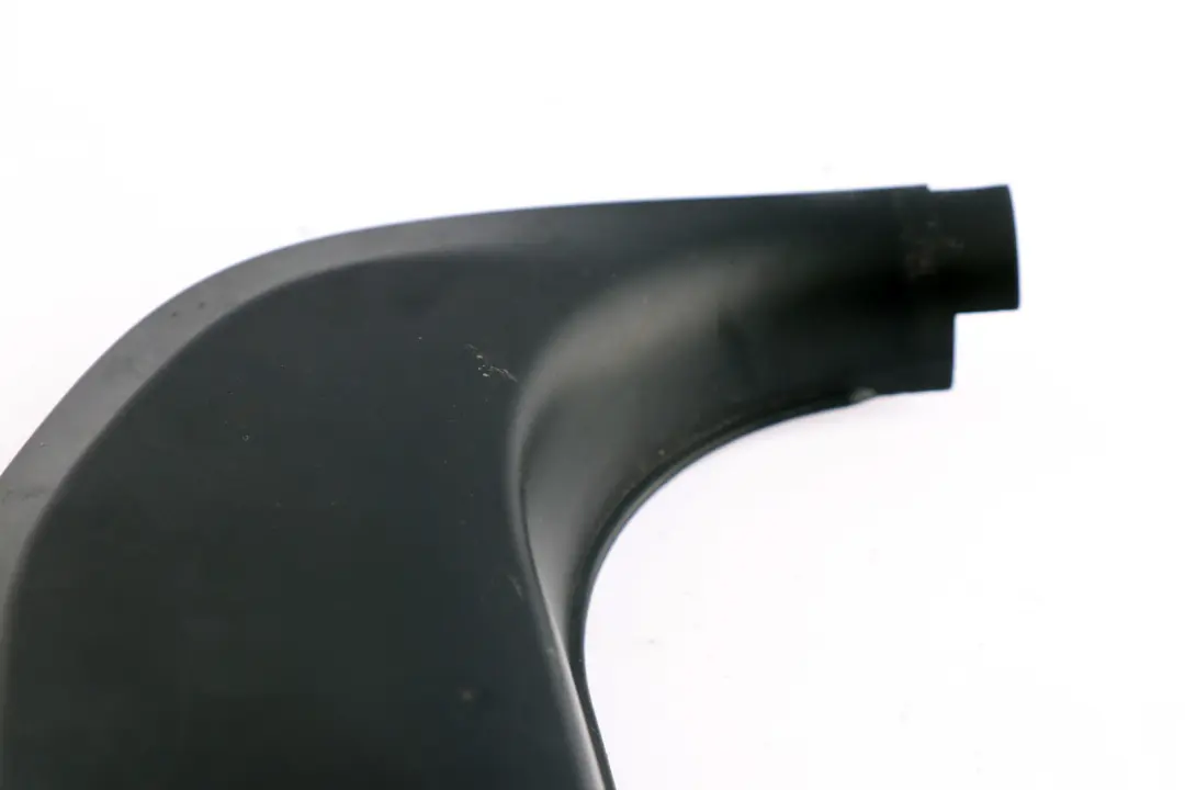 Lateral Trim Panel Front Left Leg Room N/S to BMW 1 Series E81 E82 E87 with Part number 7121041 BMW 1 Series E81 E82 E87 Lateral Trim Panel Front Left Leg Room N/S - SKU rhd-7121041 - Part number 7121041