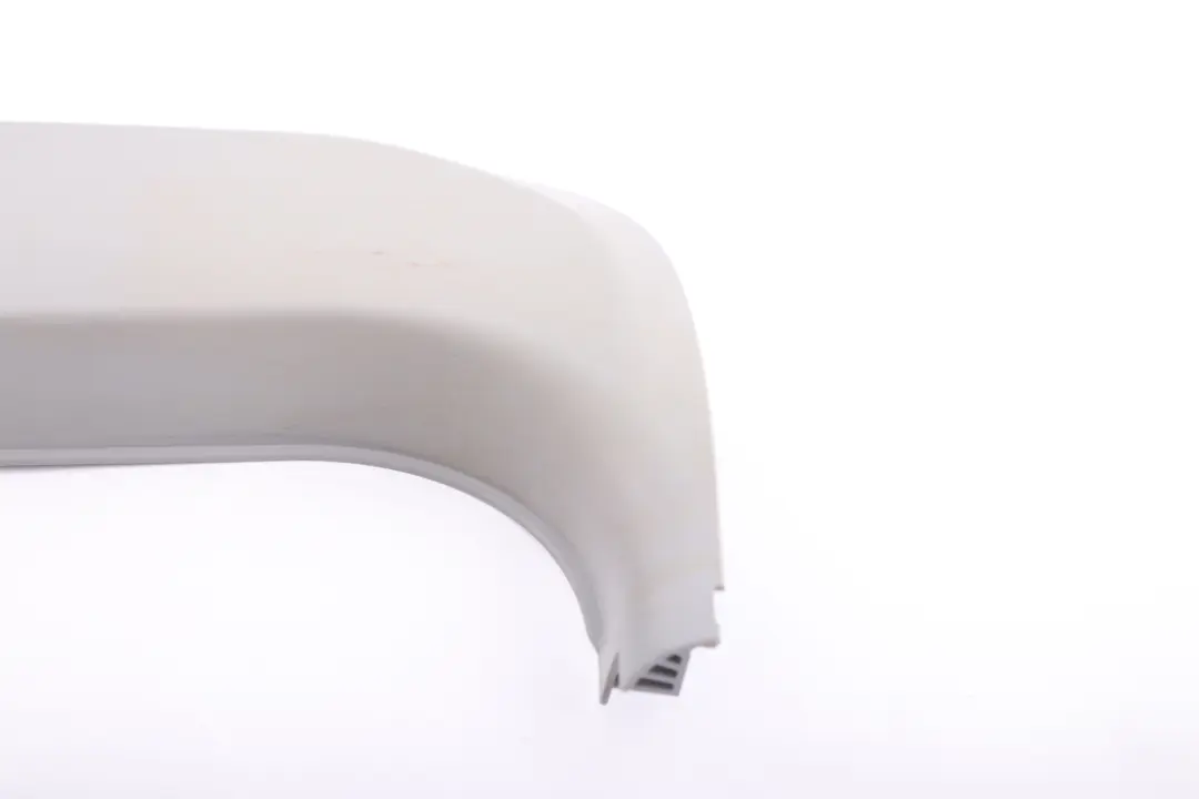 Lateral Trim Panel Front Left N/S Alaska Grey to BMW 1 Series E81 E82 E87 with Part number 7067077 BMW 1 Series E81 E82 E87 Lateral Trim Panel Front Left N/S Alaska Grey - SKU 7121043 - Part number 7067077