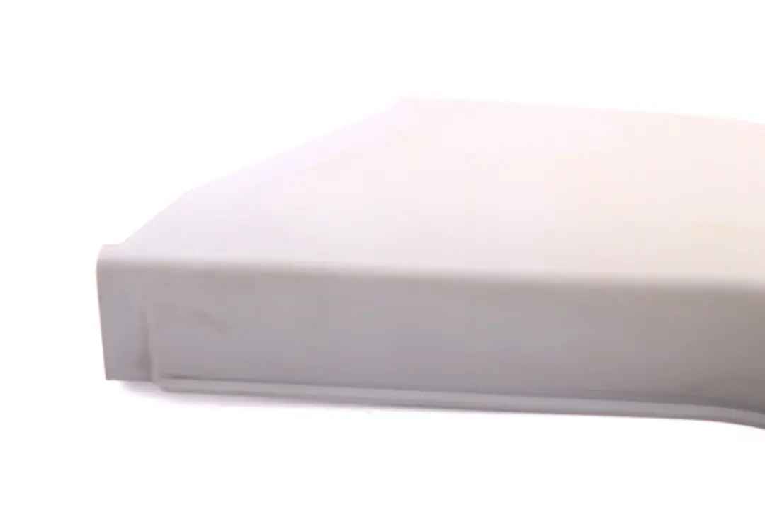 Lateral Trim Panel Front Left N/S Alaska Grey to BMW 1 Series E81 E82 E87 with Part number 7067077 BMW 1 Series E81 E82 E87 Lateral Trim Panel Front Left N/S Alaska Grey - SKU 7121043 - Part number 7067077