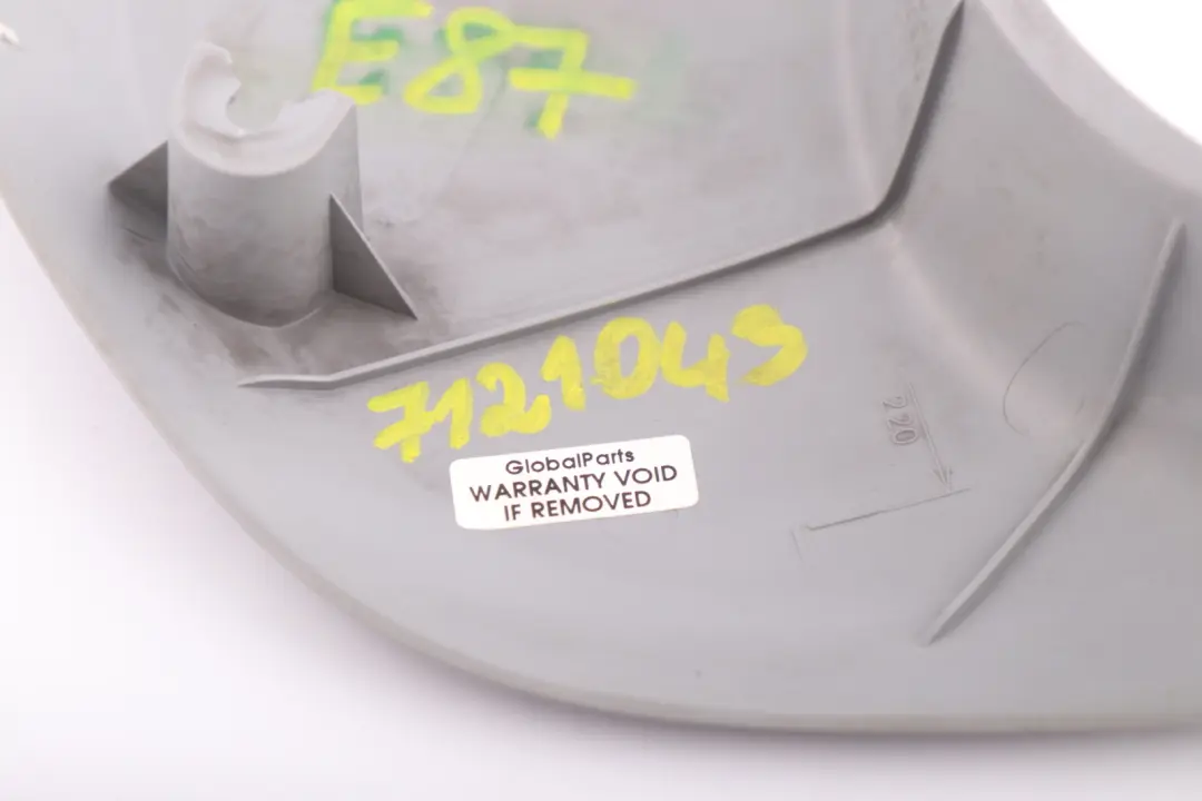 Lateral Trim Panel Front Left N/S Alaska Grey to BMW 1 Series E81 E82 E87 with Part number 7067077 BMW 1 Series E81 E82 E87 Lateral Trim Panel Front Left N/S Alaska Grey - SKU 7121043 - Part number 7067077