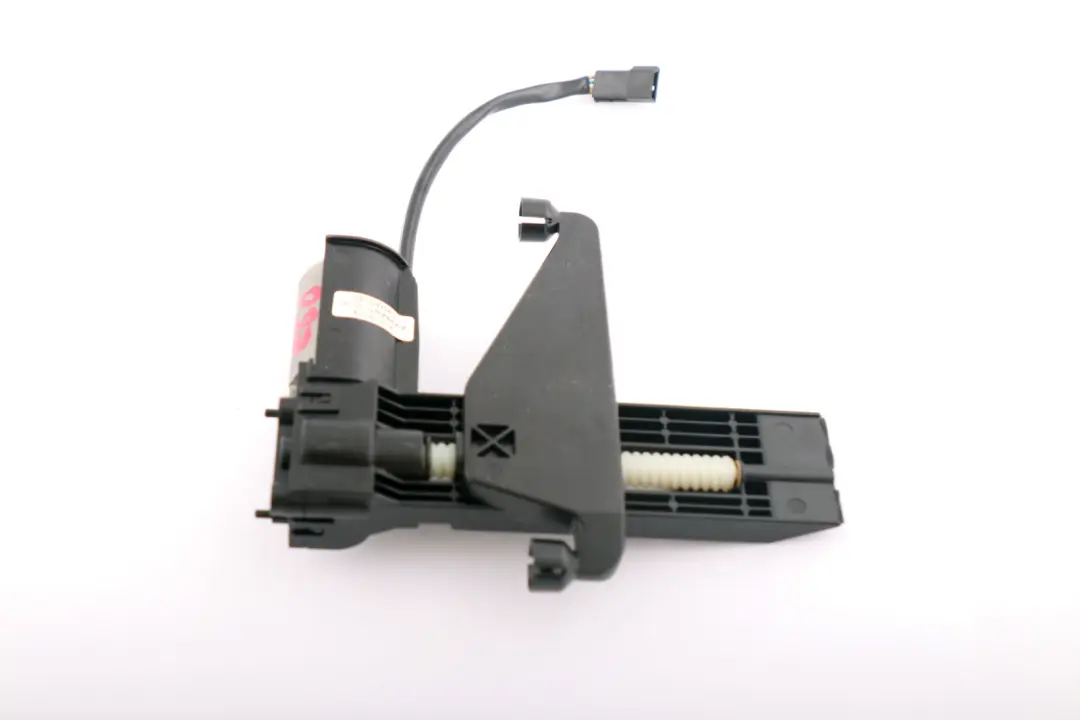 Reposacabezas Delantero Ajustador Motor Con Memoria para BMW E60 E61 LCI E65 con número de pieza 7121096 BMW E60 E61 LCI E65 Reposacabezas Delantero Ajustador Motor Con Memoria - SKU 7121096 - Número de pieza 7121096