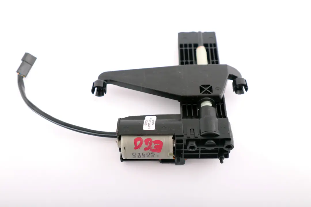 Reposacabezas Delantero Ajustador Motor Con Memoria para BMW E60 E61 LCI E65 con número de pieza 7121096 BMW E60 E61 LCI E65 Reposacabezas Delantero Ajustador Motor Con Memoria - SKU 7121096 - Número de pieza 7121096